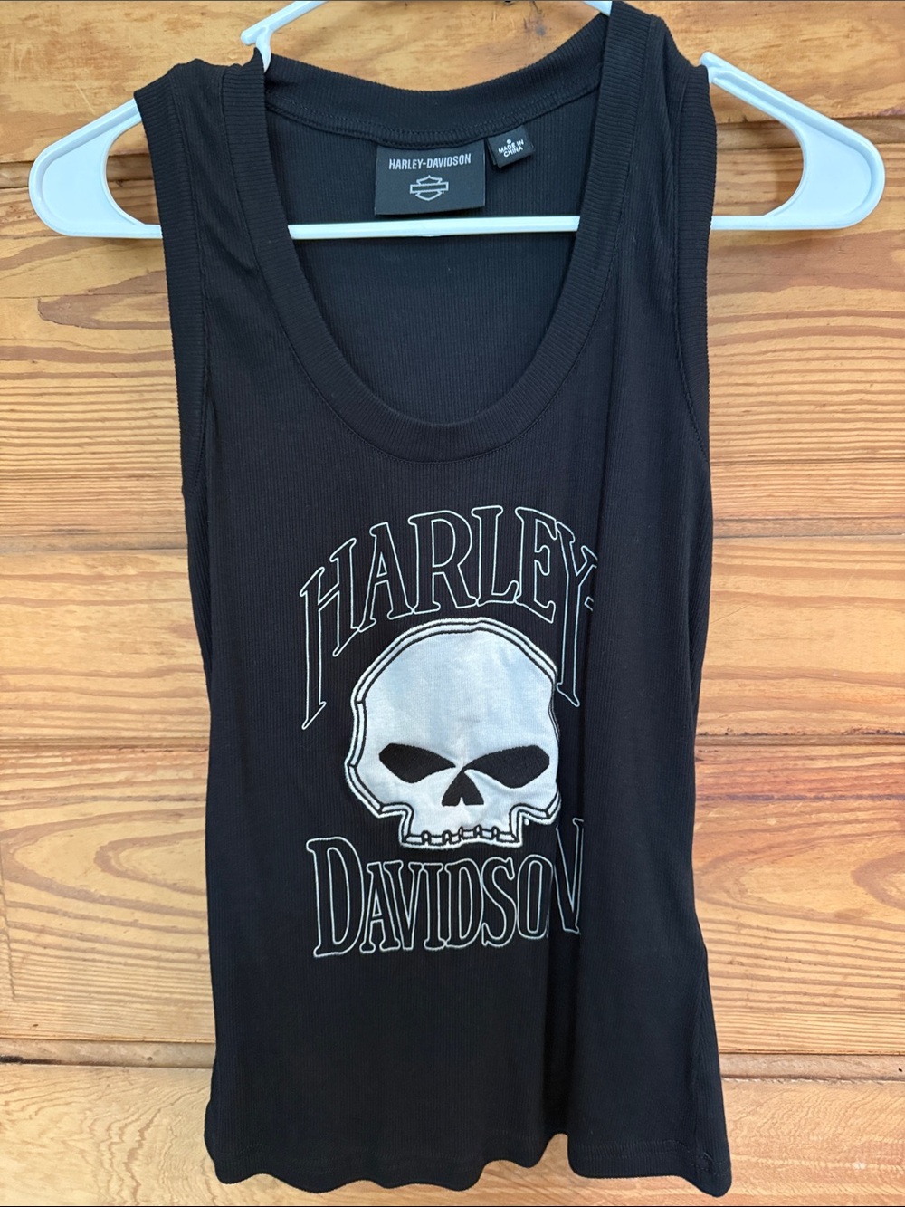Harley-Davidson Black Tank Top with Silver Skull Graphic